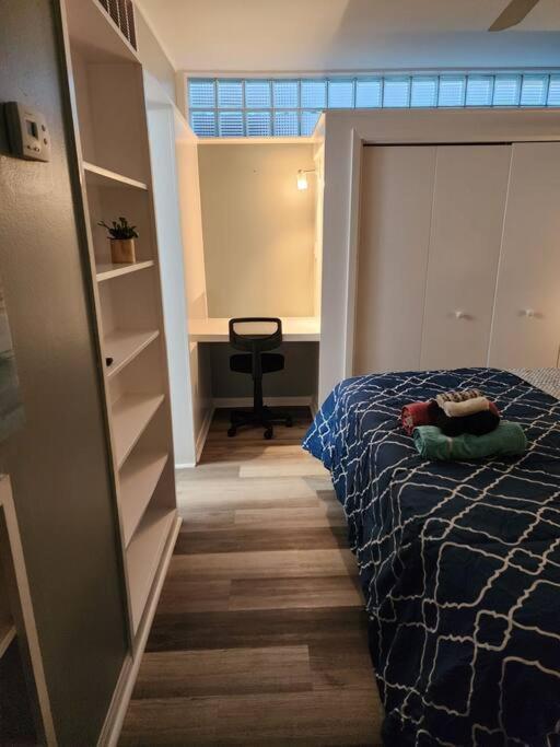 شقة Blue Shark *W7* @ Montrose 1Br Private King Loft هيوستن المظهر الخارجي الصورة