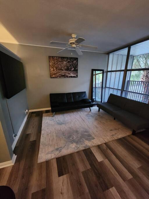 شقة Blue Shark *W7* @ Montrose 1Br Private King Loft هيوستن المظهر الخارجي الصورة