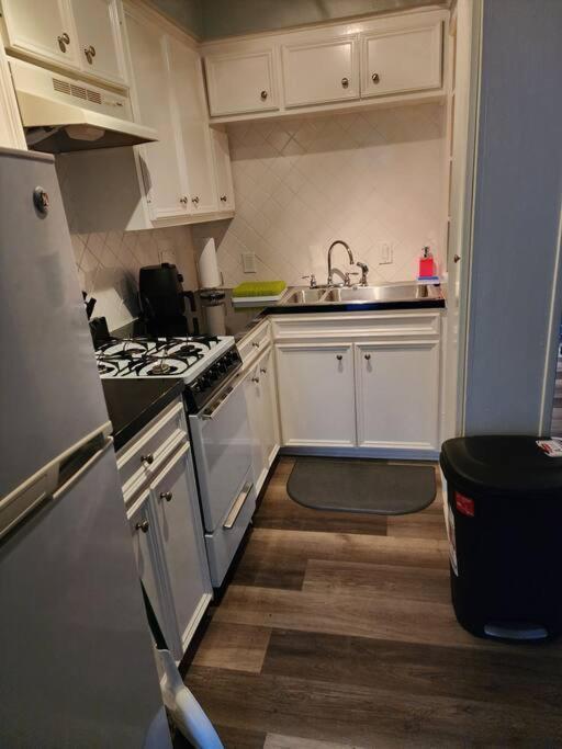شقة Blue Shark *W7* @ Montrose 1Br Private King Loft هيوستن المظهر الخارجي الصورة